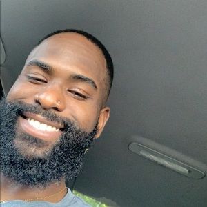 Meet your Posher, Laurent